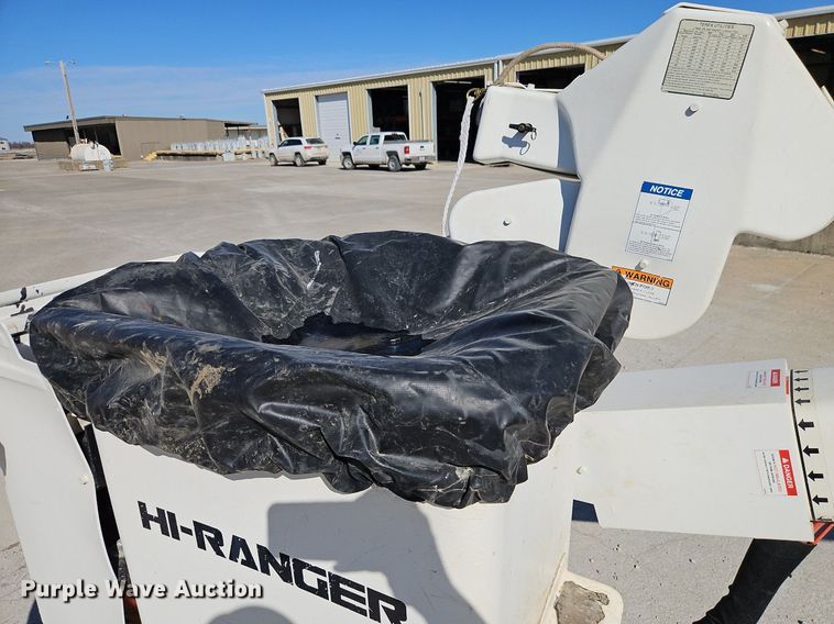 image for item EI3563 2017 Ford  F550 XL  bucket truck