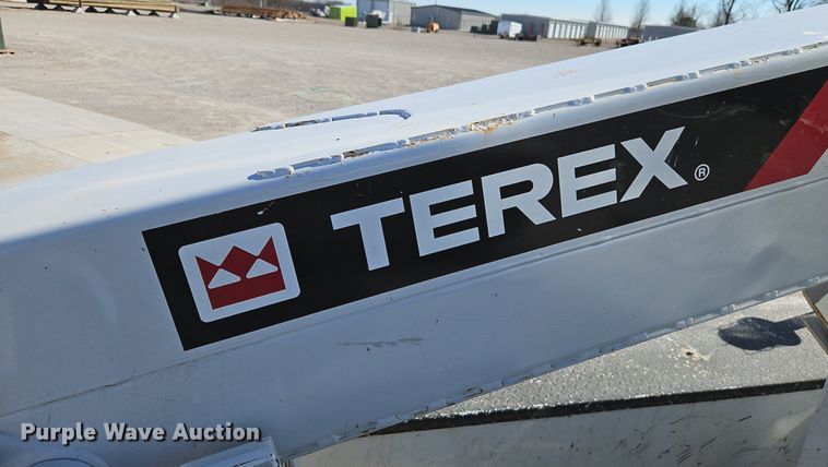 image for item EI3563 2017 Ford  F550 XL  bucket truck