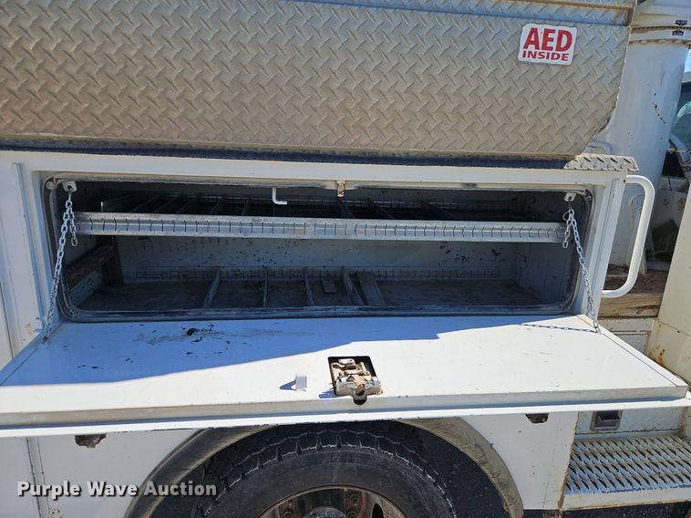 image for item EI3563 2017 Ford  F550 XL  bucket truck