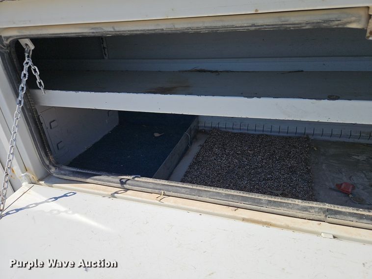 image for item EI3563 2017 Ford  F550 XL  bucket truck