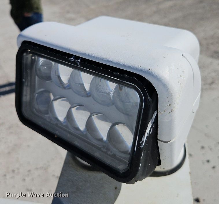 image for item EI3563 2017 Ford  F550 XL  bucket truck