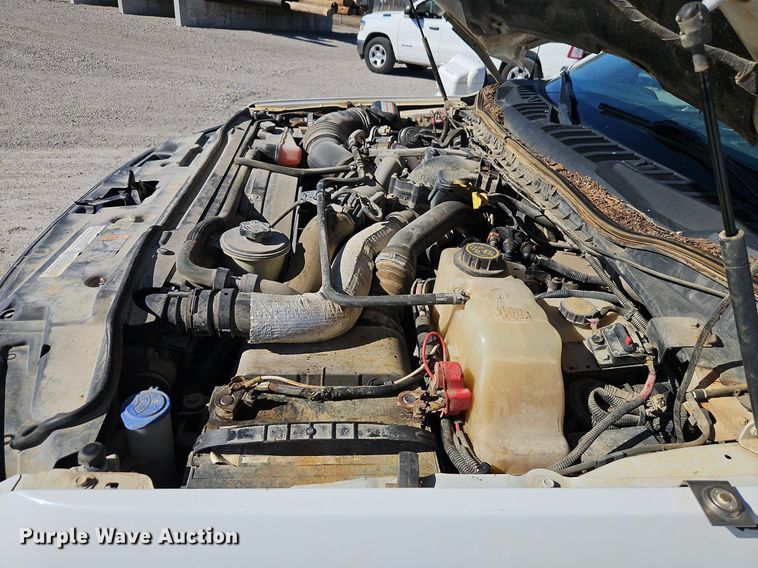 image for item EI3563 2017 Ford  F550 XL  bucket truck