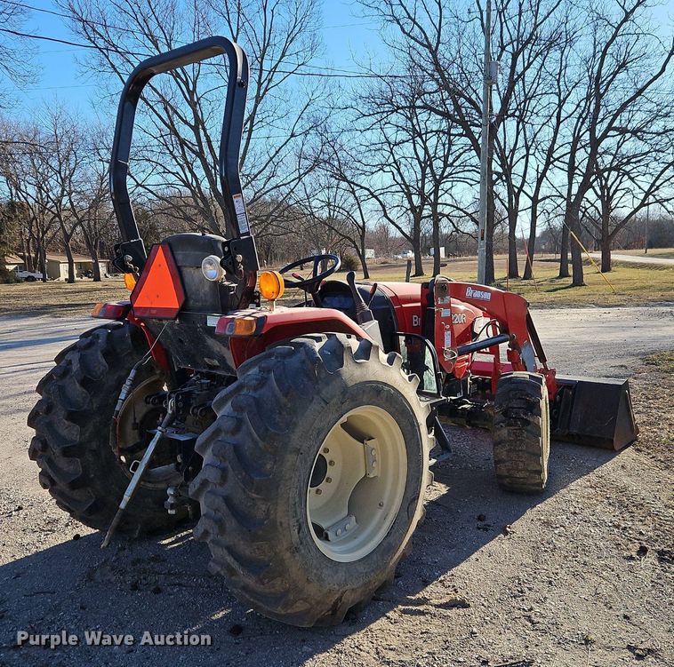 Kukje Machinery Branson 5220R MFWD tractor in Mound City, KS Item