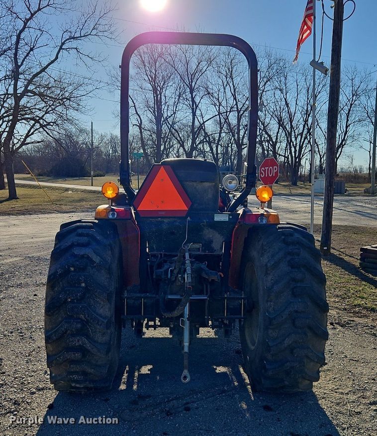 Kukje Machinery Branson 5220R MFWD tractor in Mound City, KS Item