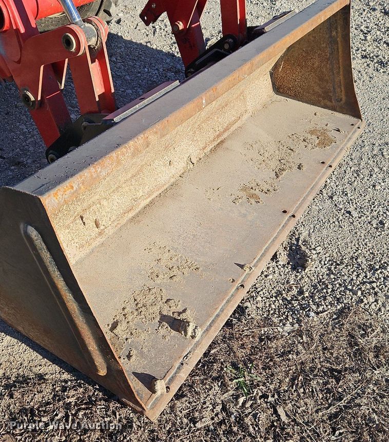 image for item EI3567 Kukje Machinery Branson 5220R MFWD tractor