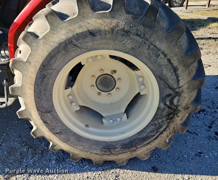 image for item EI3567 Kukje Machinery Branson 5220R MFWD tractor