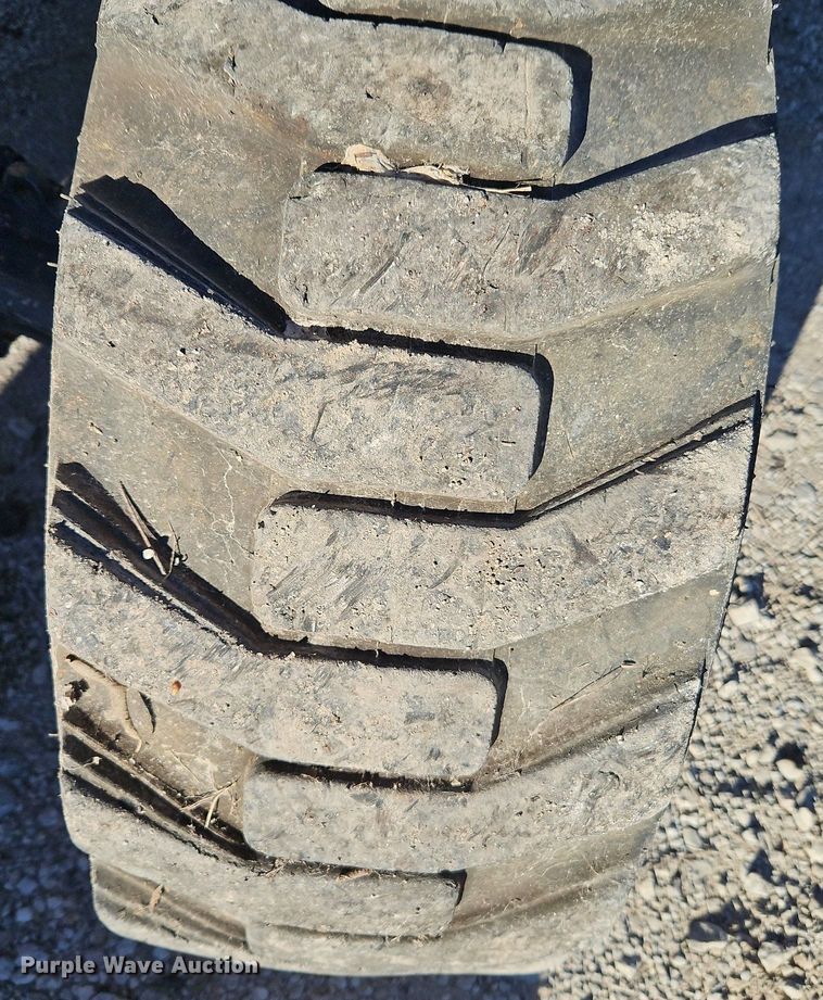 image for item EI3567 Kukje Machinery Branson 5220R MFWD tractor