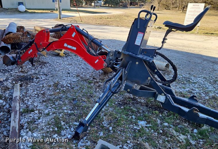 image for item EI3567 Kukje Machinery Branson 5220R MFWD tractor