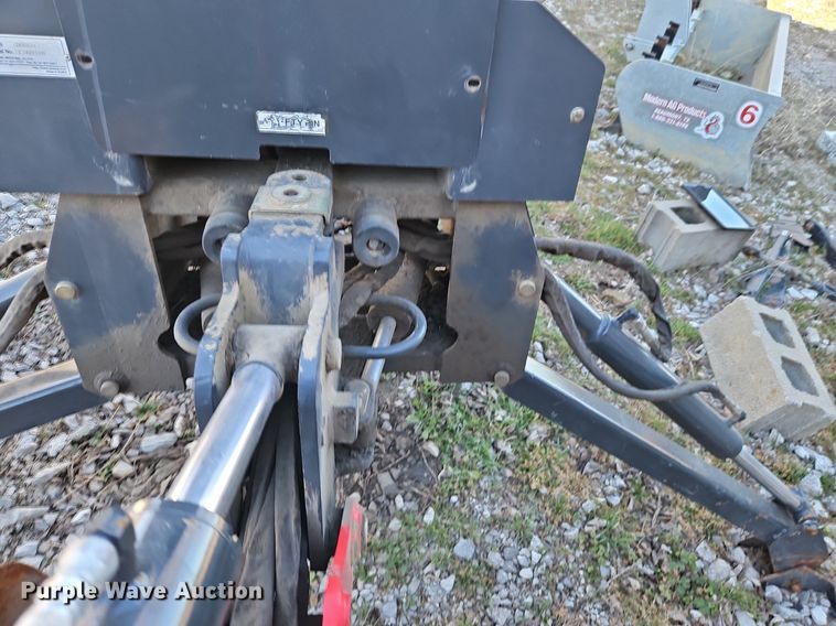 image for item EI3567 Kukje Machinery Branson 5220R MFWD tractor