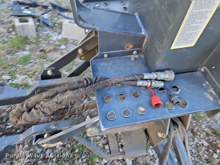 image for item EI3567 Kukje Machinery Branson 5220R MFWD tractor