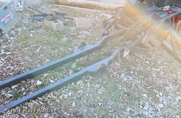 image for item EI3567 Kukje Machinery Branson 5220R MFWD tractor