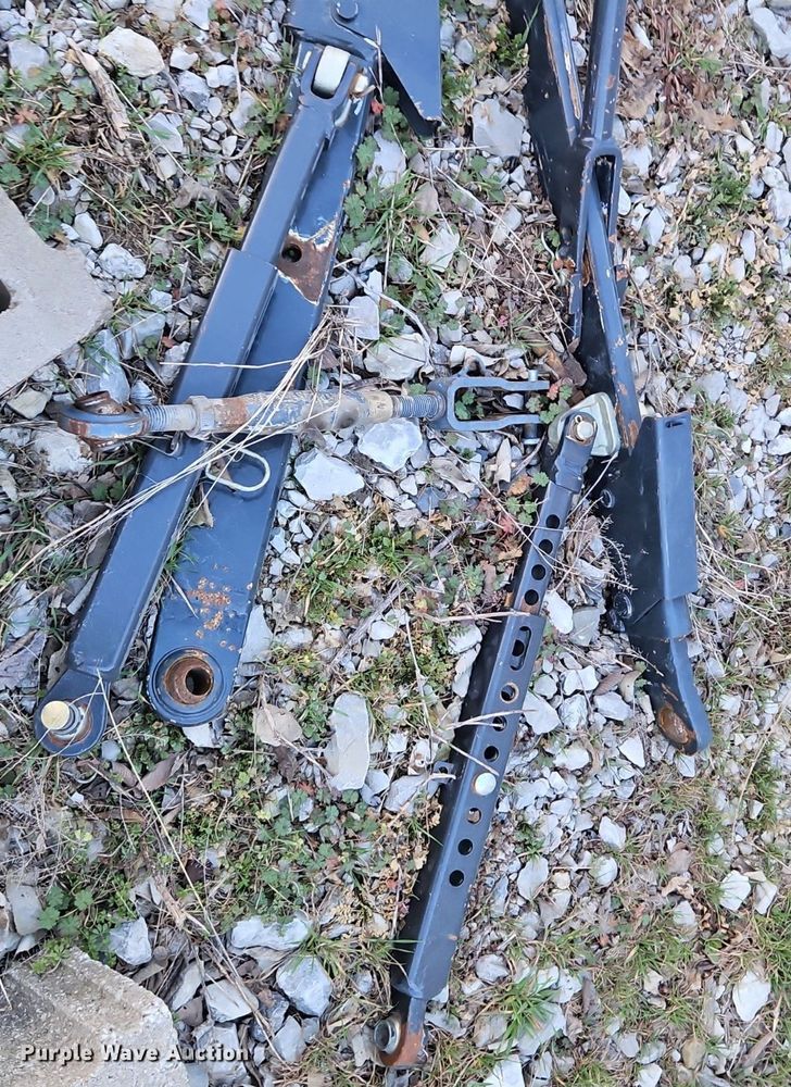 image for item EI3567 Kukje Machinery Branson 5220R MFWD tractor