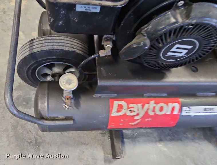 image for item EI3582 Dayton 4B224 air compressor