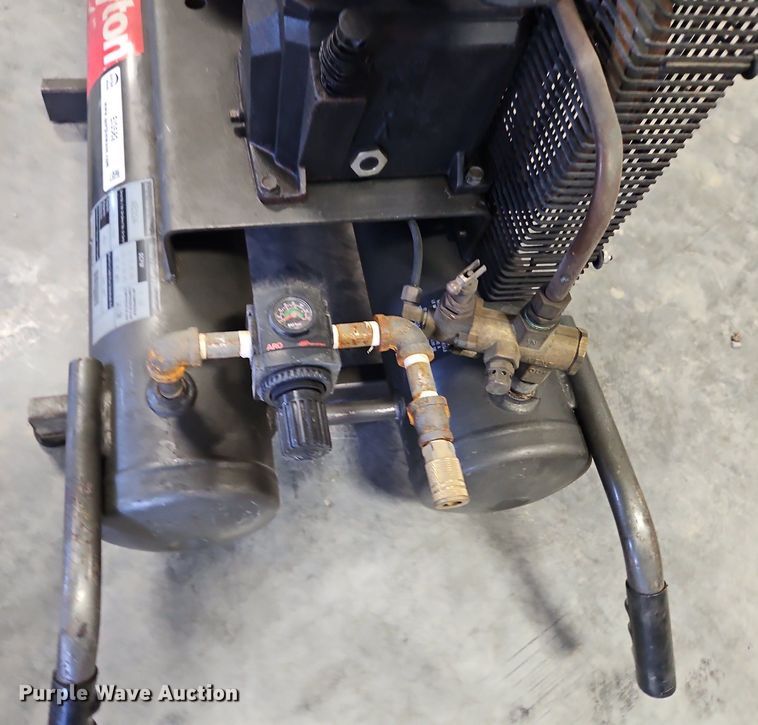 image for item EI3582 Dayton 4B224 air compressor