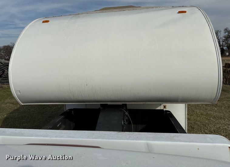 image for item EJ0232 2003 Lite Way Outback camper