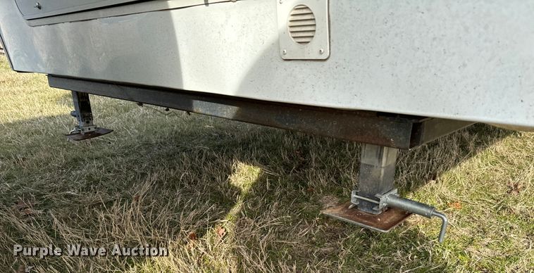 image for item EJ0232 2003 Lite Way Outback camper