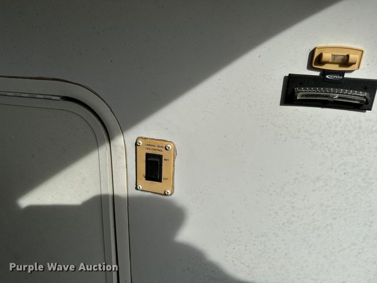 image for item EJ0232 2003 Lite Way Outback camper