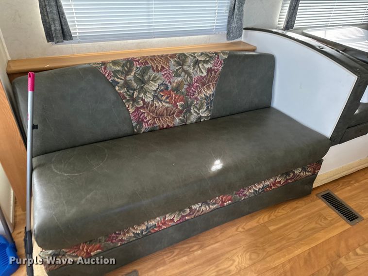 image for item EJ0232 2003 Lite Way Outback camper