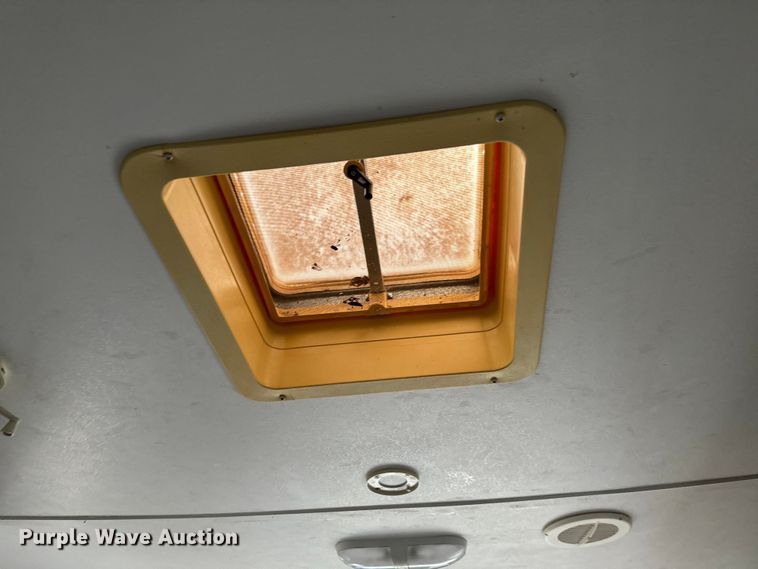 image for item EJ0232 2003 Lite Way Outback camper