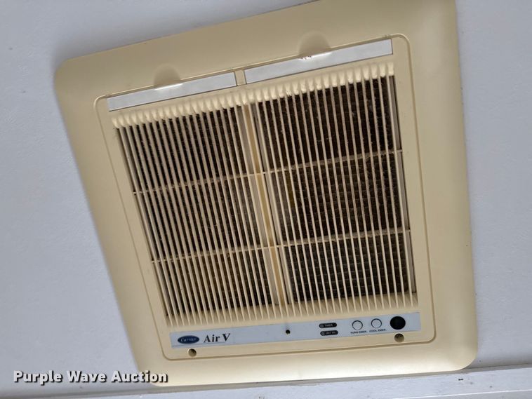 image for item EJ0232 2003 Lite Way Outback camper