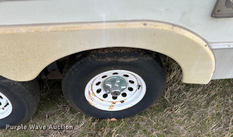 image for item EJ0232 2003 Lite Way Outback camper