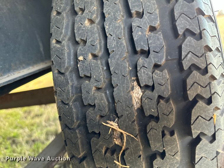 image for item EJ0232 2003 Lite Way Outback camper