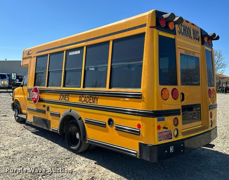 image for item EJ0274 2012 Chevrolet  Express 4500 school bus
