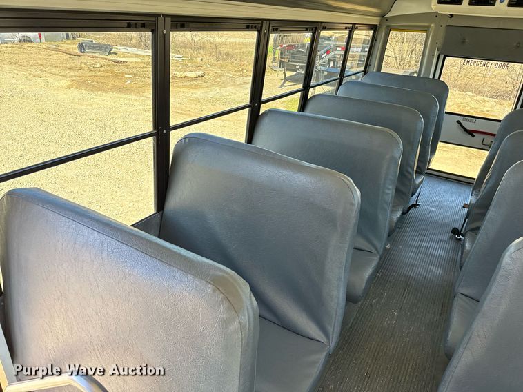 image for item EJ0274 2012 Chevrolet  Express 4500 school bus