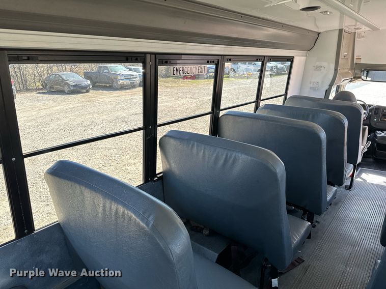 image for item EJ0274 2012 Chevrolet  Express 4500 school bus