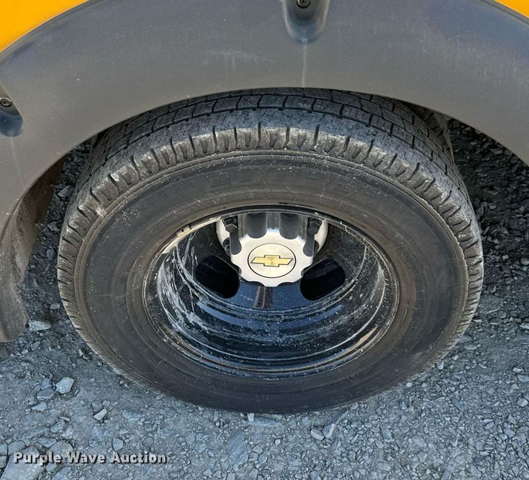 image for item EJ0274 2012 Chevrolet  Express 4500 school bus