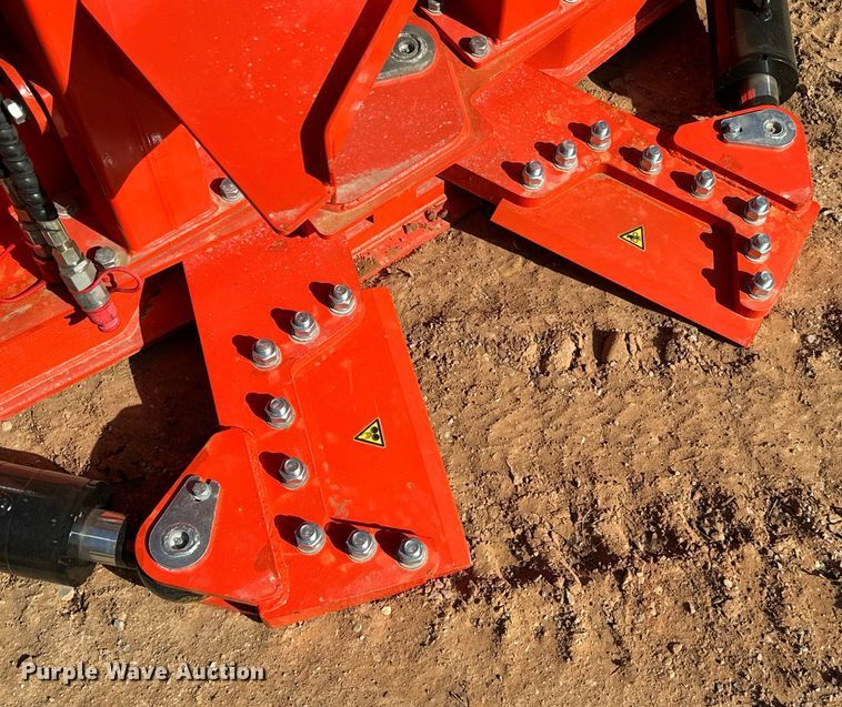 image for item EJ0276 2023 TopCat ECSSRB skid steer tree shear