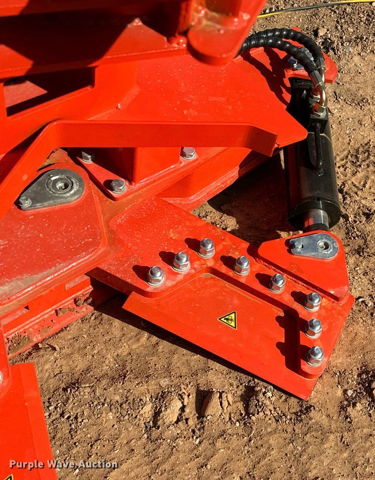 image for item EJ0276 2023 TopCat ECSSRB skid steer tree shear