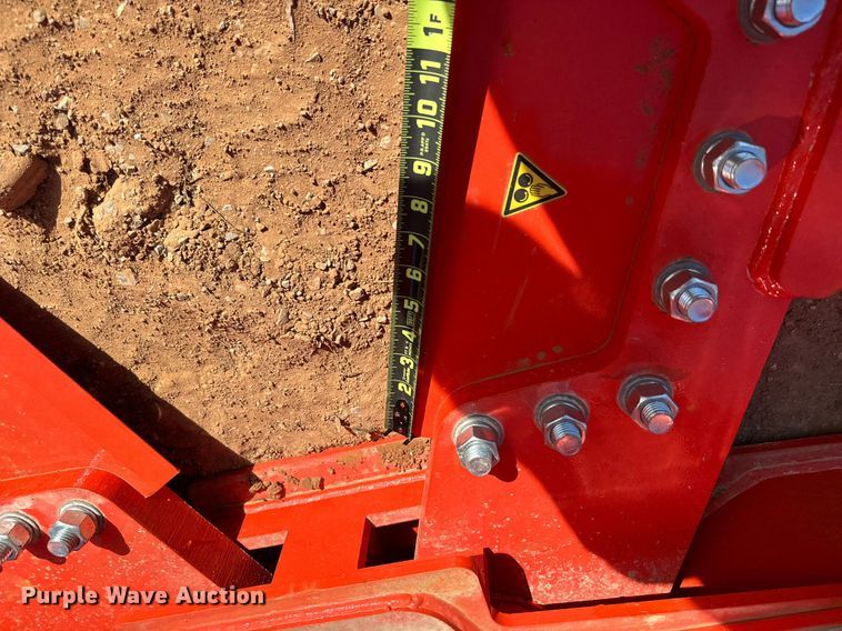 image for item EJ0276 2023 TopCat ECSSRB skid steer tree shear