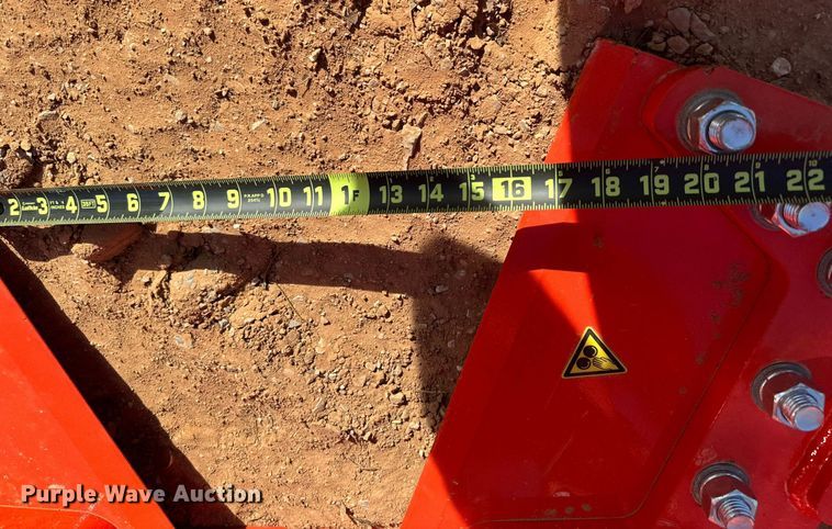 image for item EJ0276 2023 TopCat ECSSRB skid steer tree shear