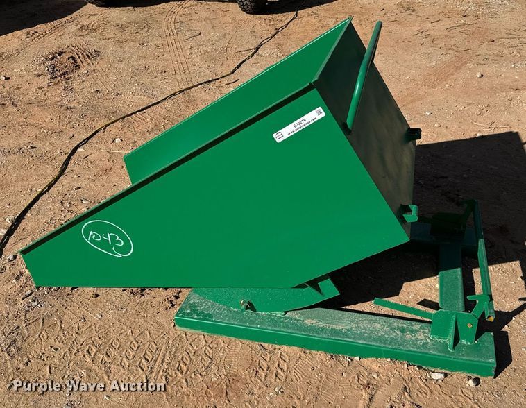 image for item EJ0278 Skid steer dump hopper