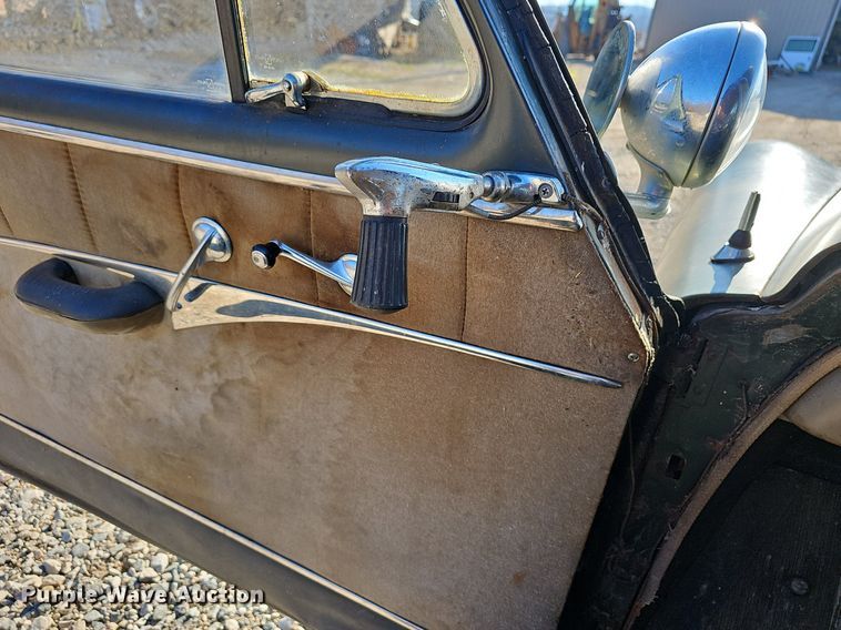 image for item EJ5941 1951 Pontiac Chieftain  