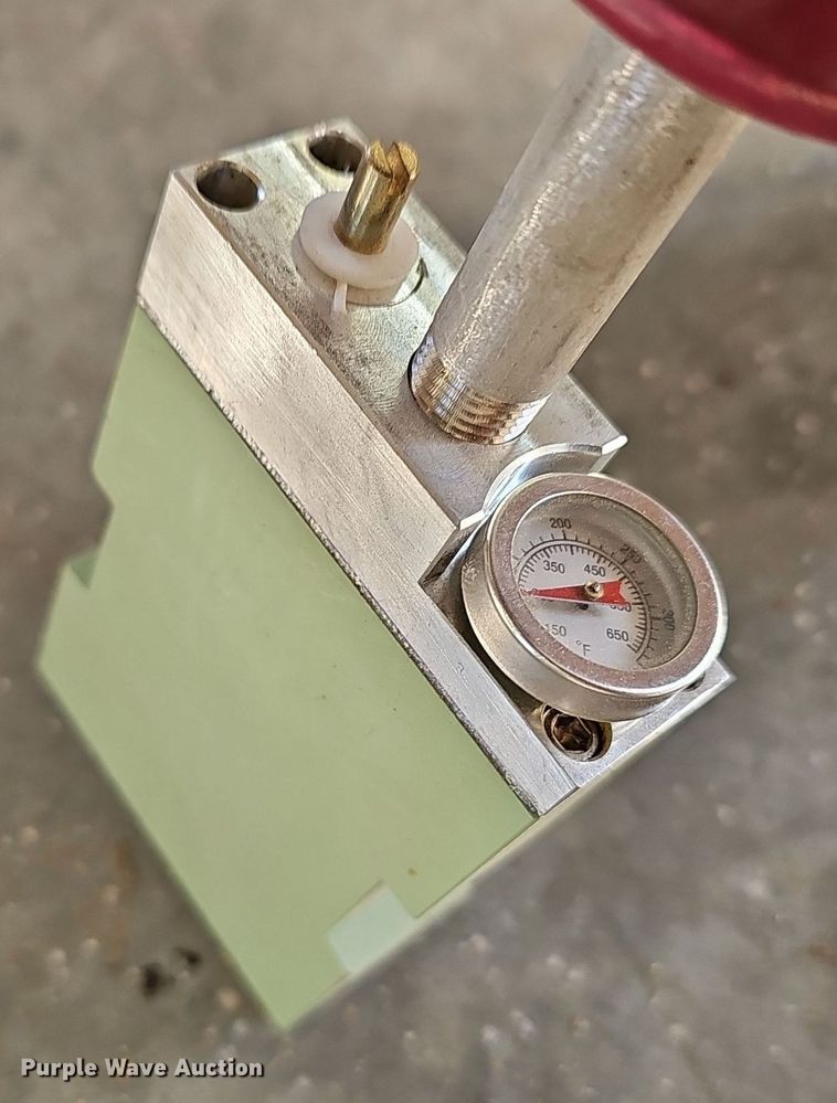 image for item EJ5944 McElroy Mini-MC fusion Machine