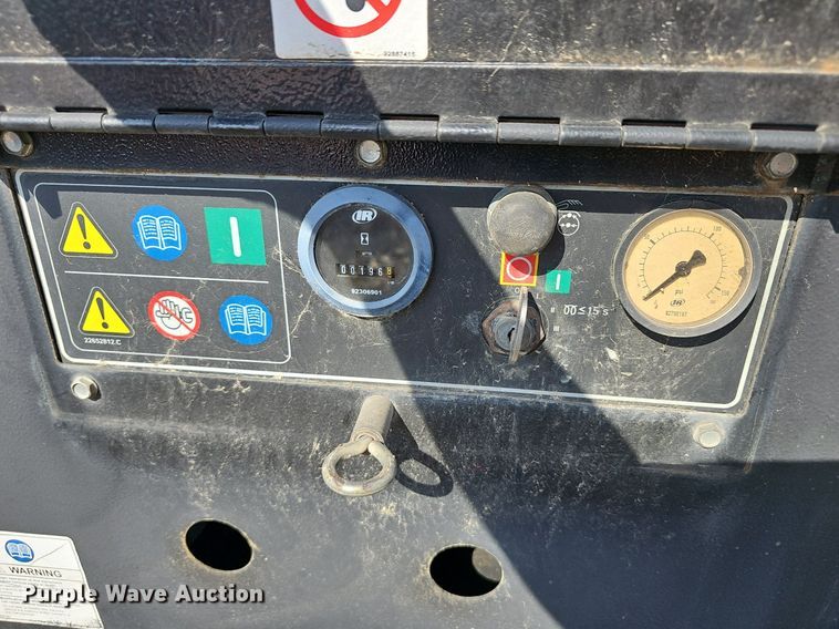 image for item EJ5958 2008 Ingersoll Rand  P90BWIR air compressor