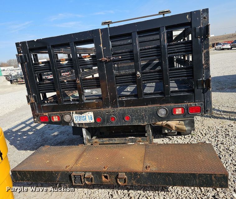 image for item EJ5982 2010 Ford  F450 Super Duty XLT flatbed truck