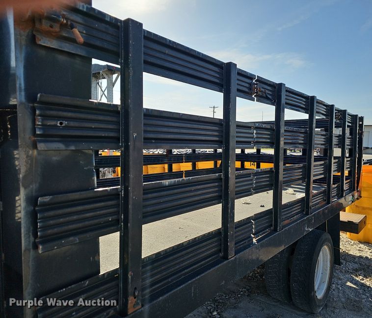 image for item EJ5982 2010 Ford  F450 Super Duty XLT flatbed truck