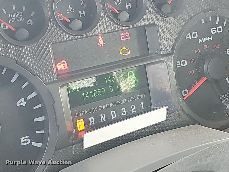 image for item EJ5982 2010 Ford  F450 Super Duty XLT flatbed truck