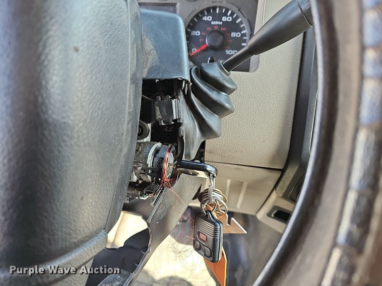 image for item EJ5982 2010 Ford  F450 Super Duty XLT flatbed truck