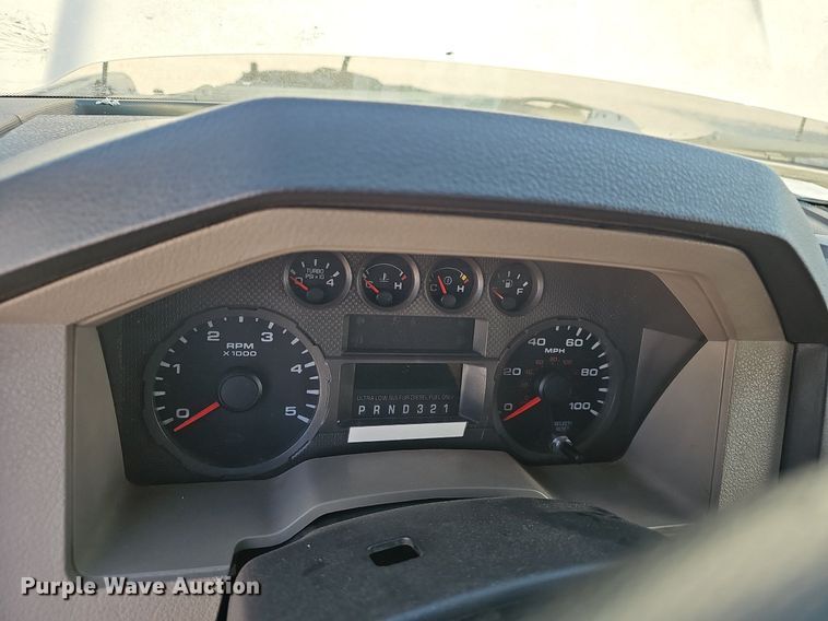 image for item EJ5982 2010 Ford  F450 Super Duty XLT flatbed truck