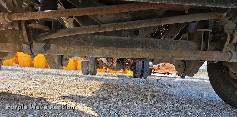 image for item EJ5982 2010 Ford  F450 Super Duty XLT flatbed truck