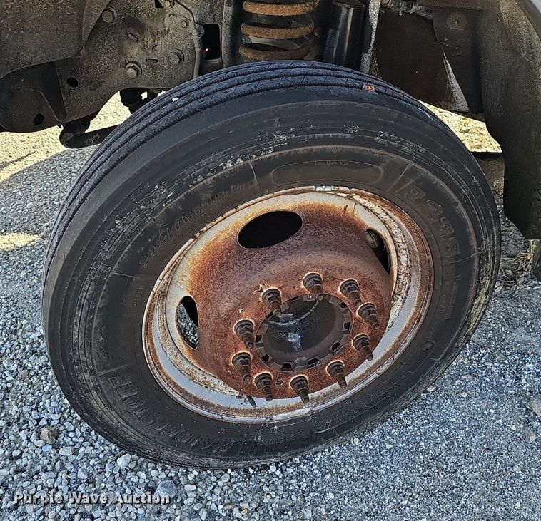 image for item EJ5982 2010 Ford  F450 Super Duty XLT flatbed truck