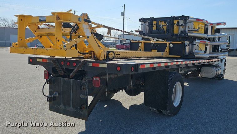 image for item EJ5983 2009 International    4300  flatbed truck