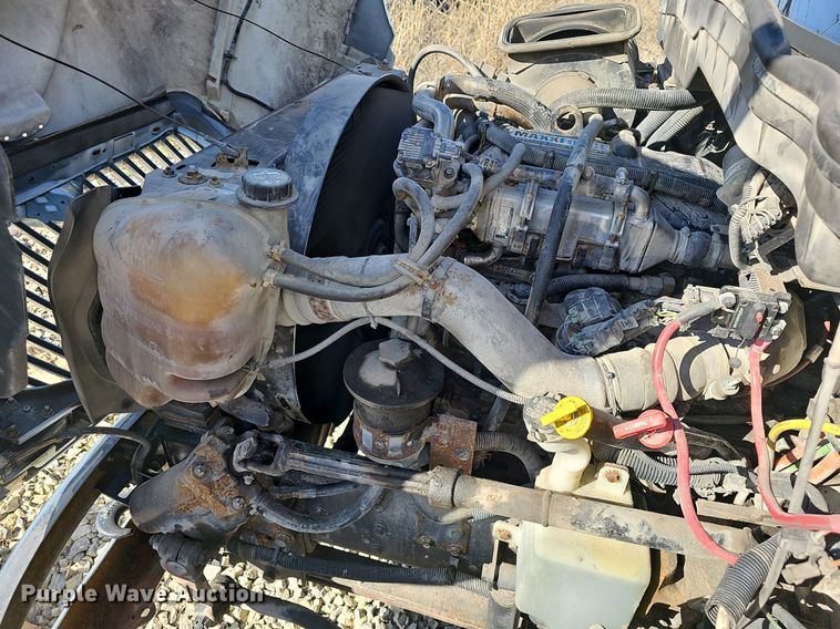 image for item EJ5983 2009 International    4300  flatbed truck