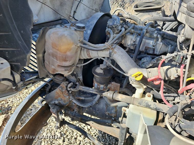 image for item EJ5983 2009 International    4300  flatbed truck