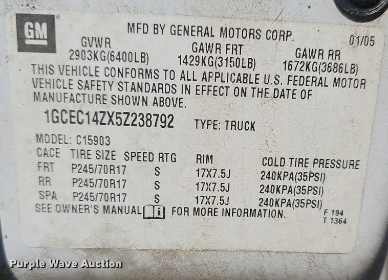 image for item EJ6020 2005 Chevrolet Silverado 1500 pickup truck