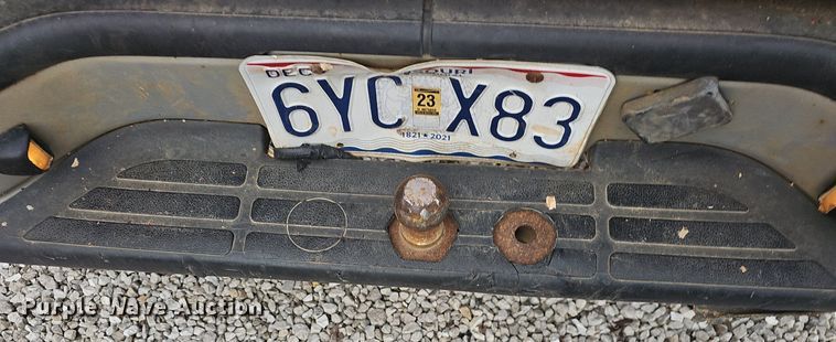 image for item EJ6080 2005 GMC Sierra 1500 pickup truck